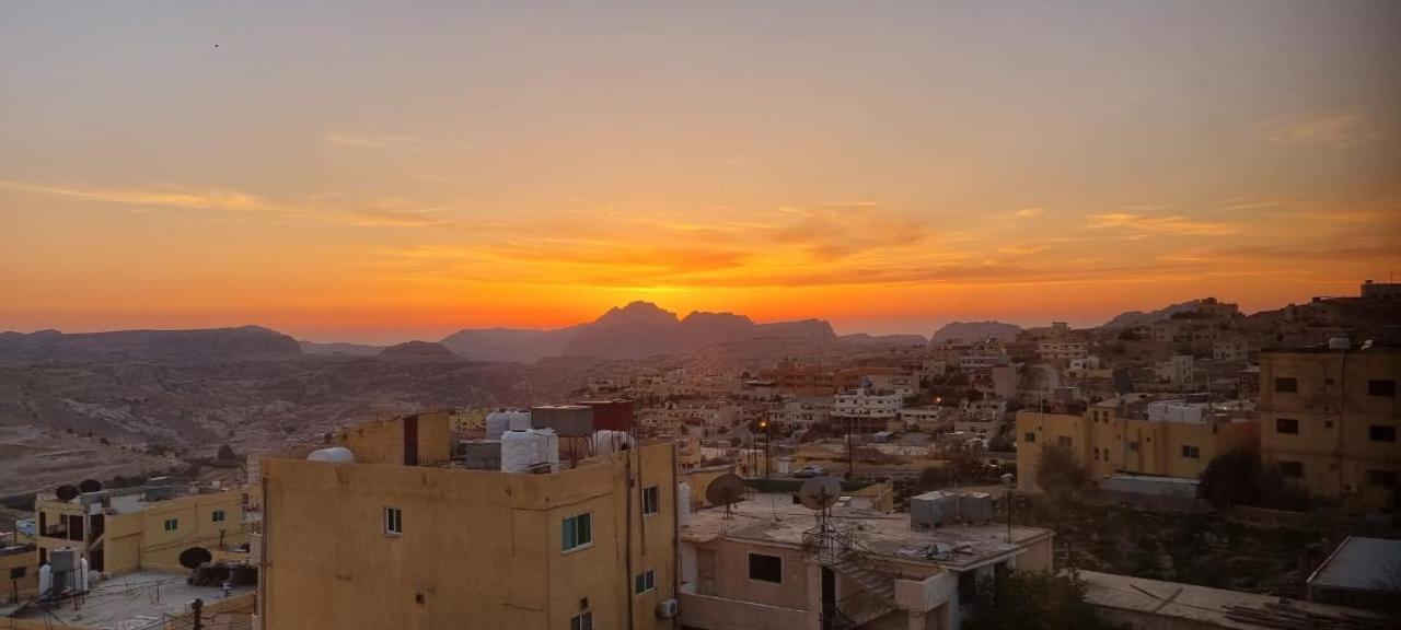 Petra Sunset Bed & Breakfast Bed & Breakfast Wadi Musa Exterior photo